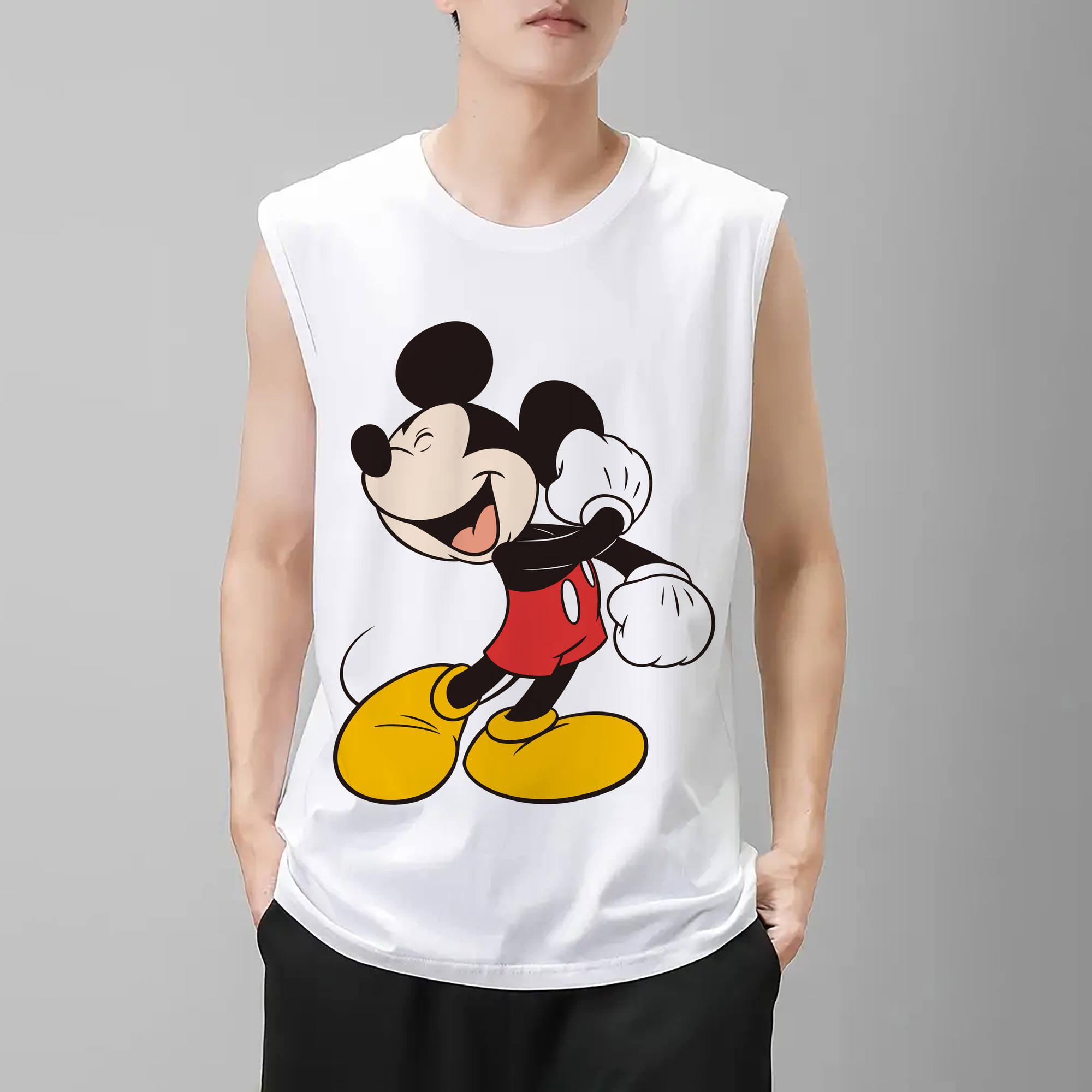 ミッキーマウス Mickey Mouse コットン100％タンクトップ（フロントプリント）