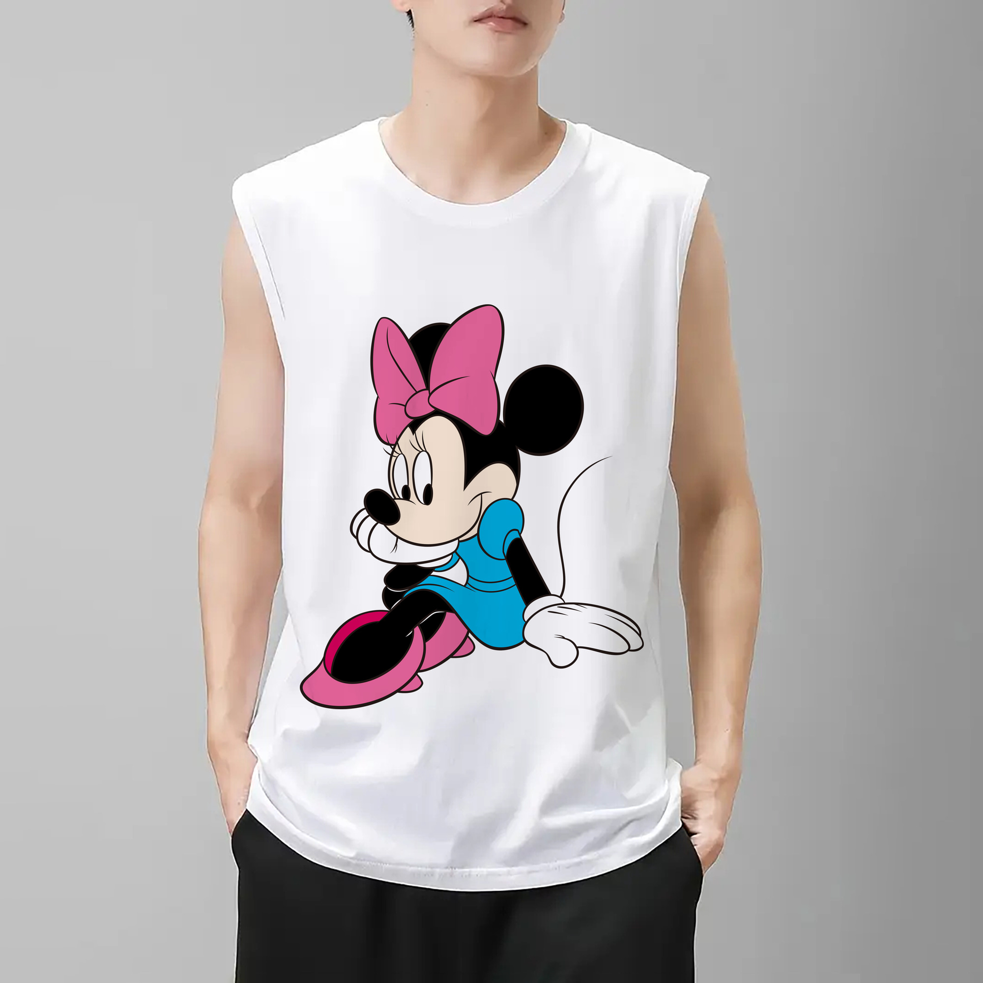ミッキーマウス Mickey Mouse コットン100％タンクトップ（フロントプリント）