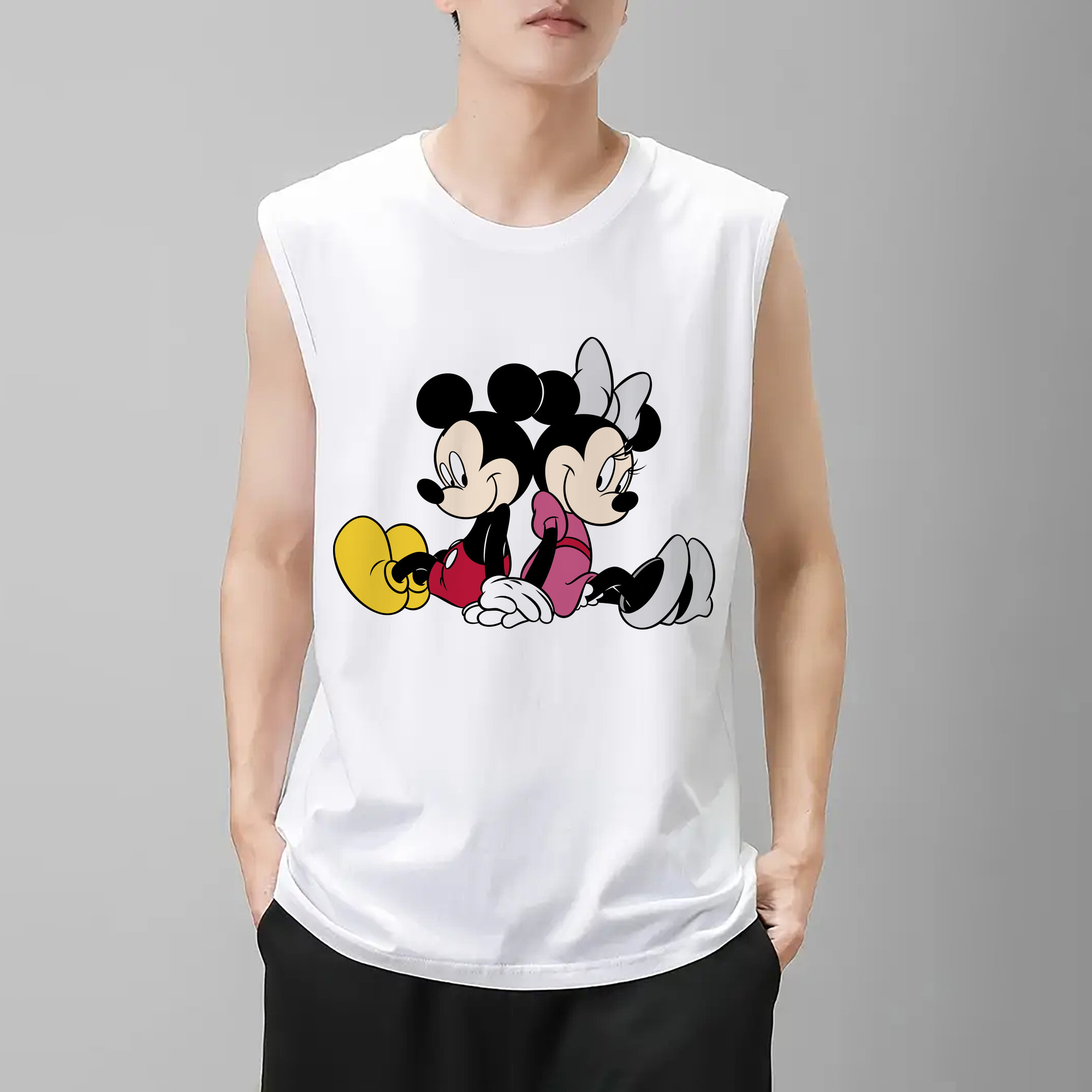 ミッキーマウス Mickey Mouse コットン100％タンクトップ（フロントプリント）