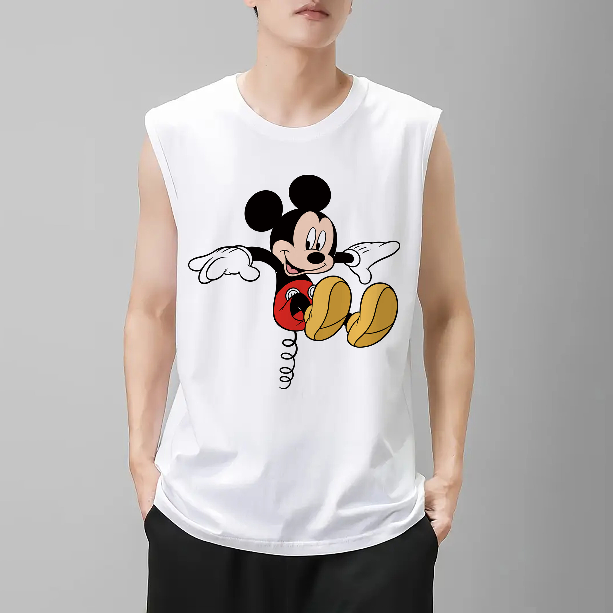 ミッキーマウス Mickey Mouse コットン100％タンクトップ（フロントプリント）