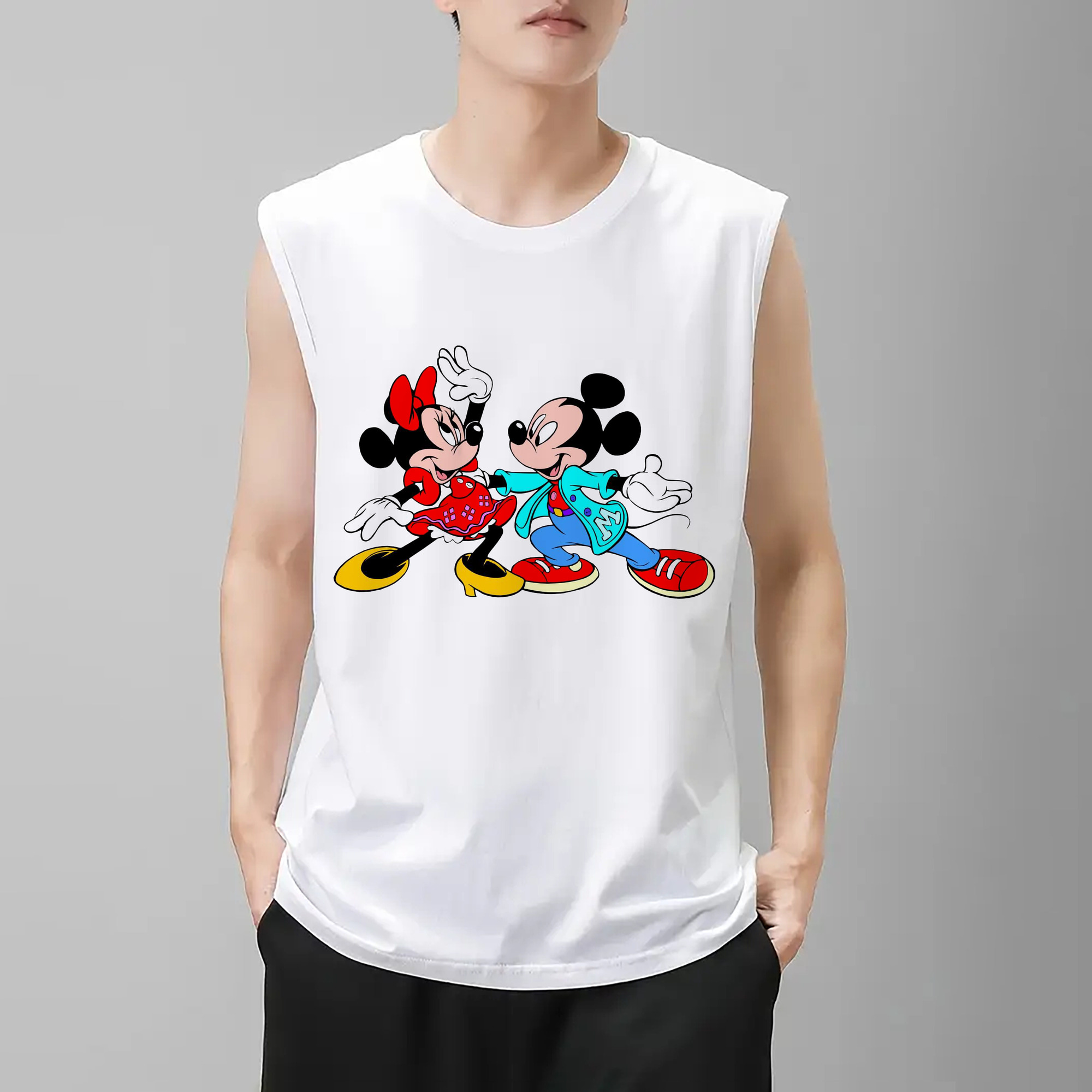 ミッキーマウス Mickey Mouse コットン100％タンクトップ（フロントプリント）