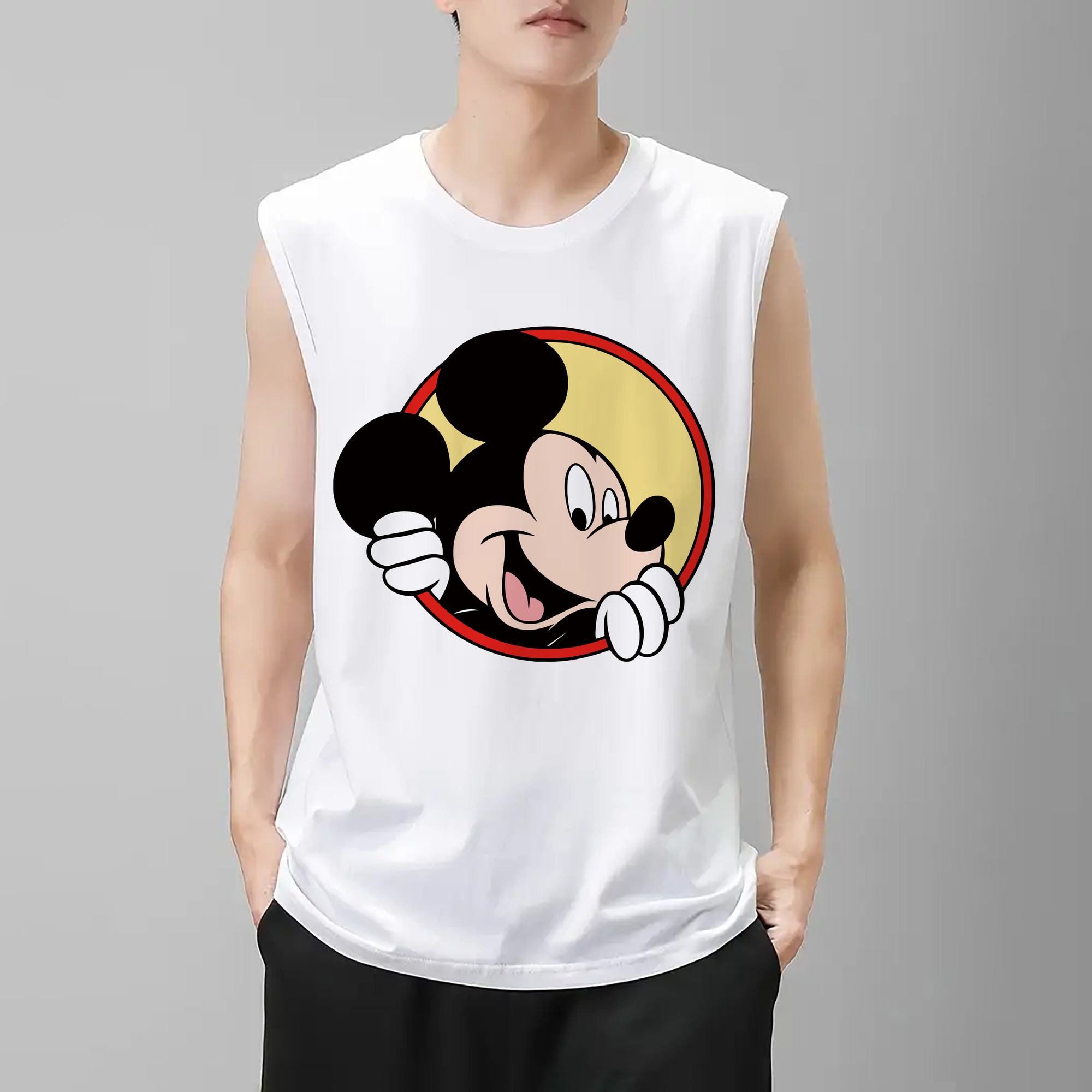 ミッキーマウス Mickey Mouse コットン100％タンクトップ（フロントプリント）