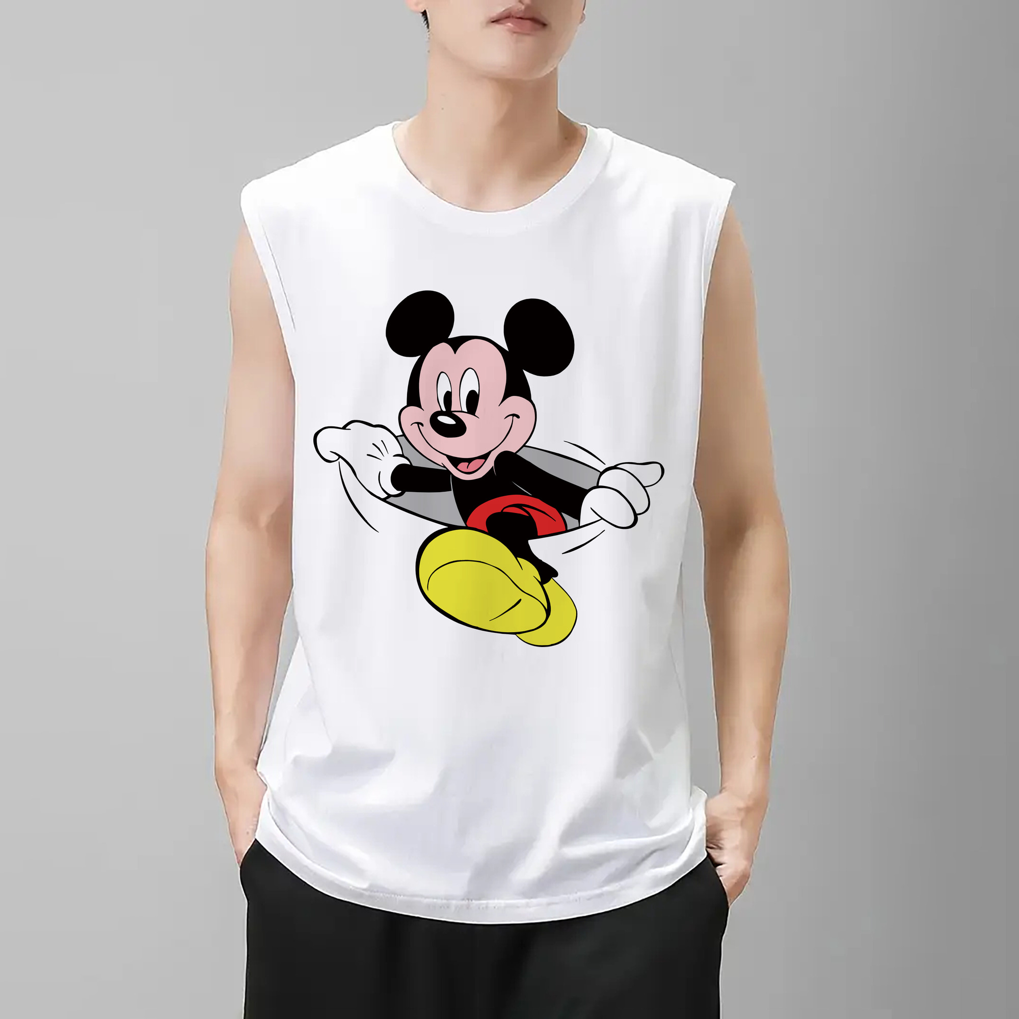 ミッキーマウス Mickey Mouse コットン100％タンクトップ（フロントプリント）