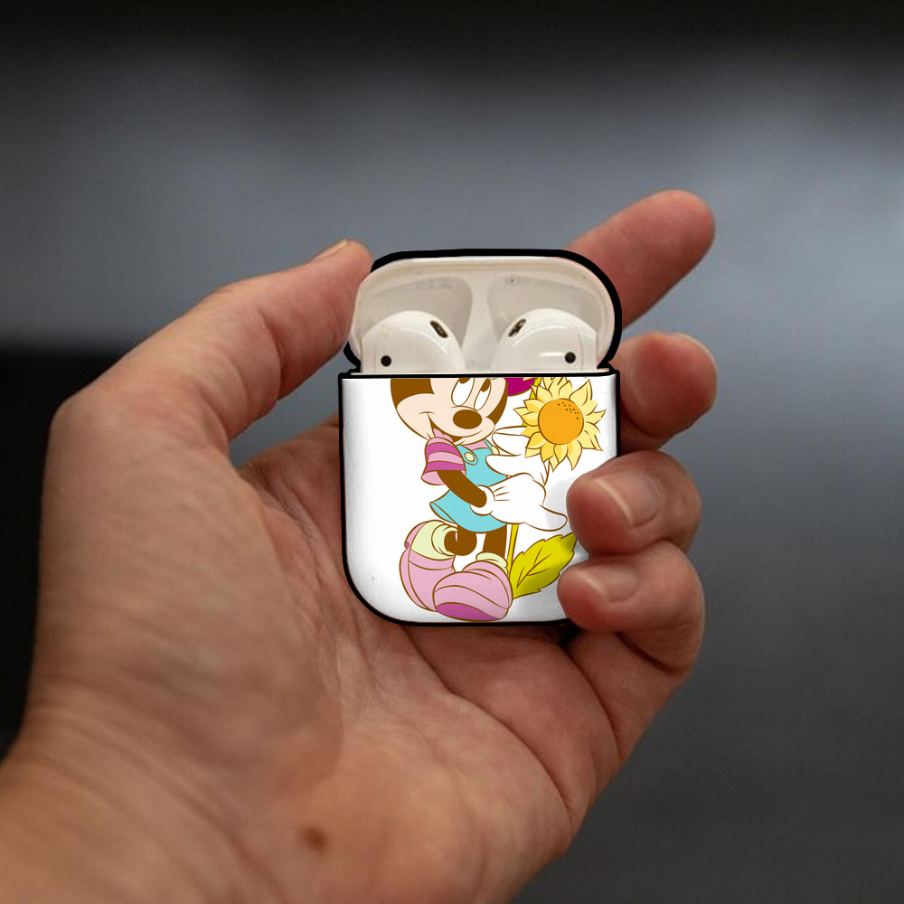 ミッキーマウス Mickey Mouse AirPods 第2世代保護ケース ハードシェル ブラック 耐衝撃・防指紋・カラビナ付き