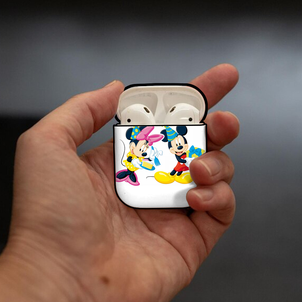 ミッキーマウス Mickey Mouse AirPods 第2世代保護ケース ハードシェル ブラック 耐衝撃・防指紋・カラビナ付き