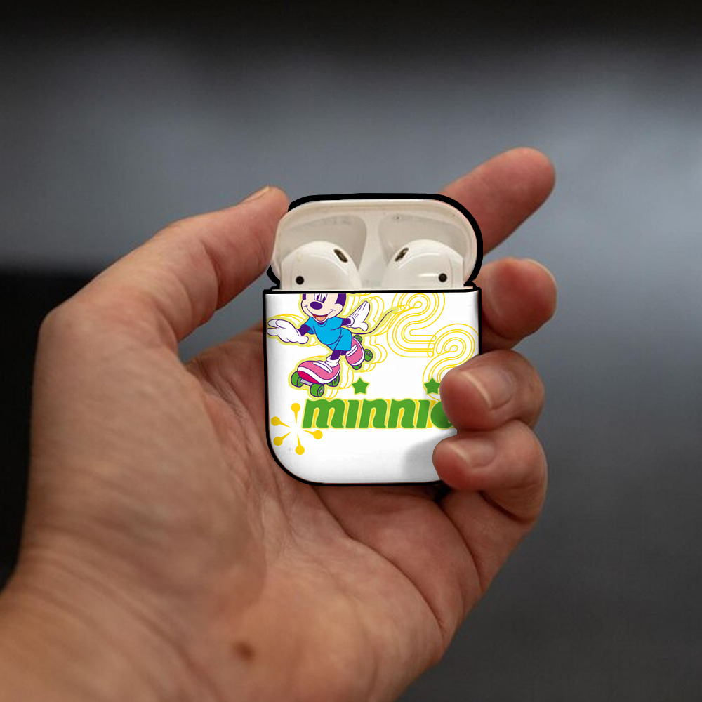 ミッキーマウス Mickey Mouse AirPods 第2世代保護ケース ハードシェル ブラック 耐衝撃・防指紋・カラビナ付き