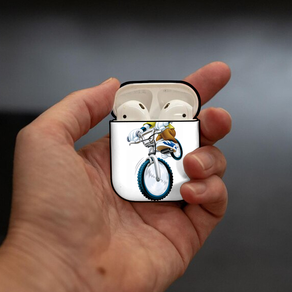 ミッキーマウス Mickey Mouse AirPods 第2世代保護ケース ハードシェル ブラック 耐衝撃・防指紋・カラビナ付き