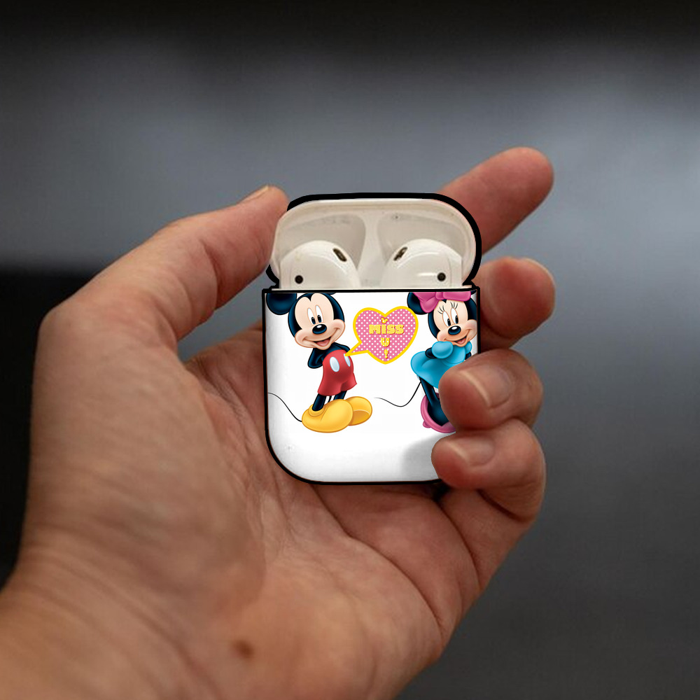 ミッキーマウス Mickey Mouse AirPods 第2世代保護ケース ハードシェル ブラック 耐衝撃・防指紋・カラビナ付き