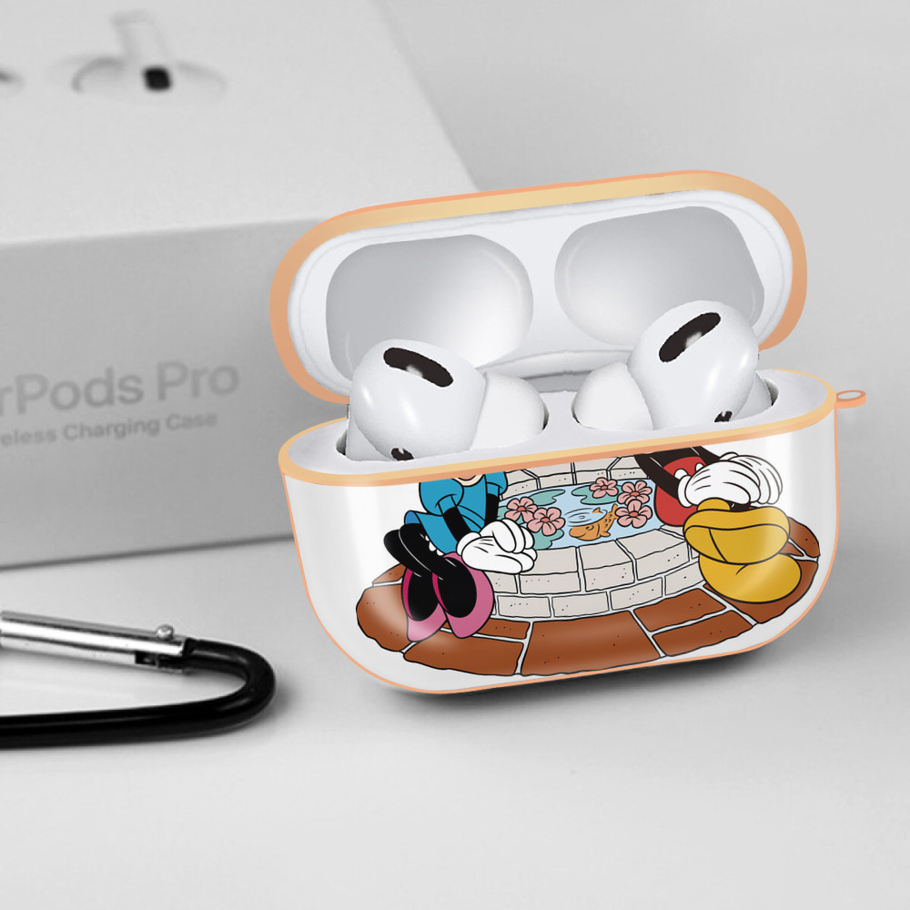 ミッキーマウス Mickey Mouse 【AirPods Pro用】ハードシェル保護ケース｜耐衝撃・防指紋・カラビナ付き商品仕様