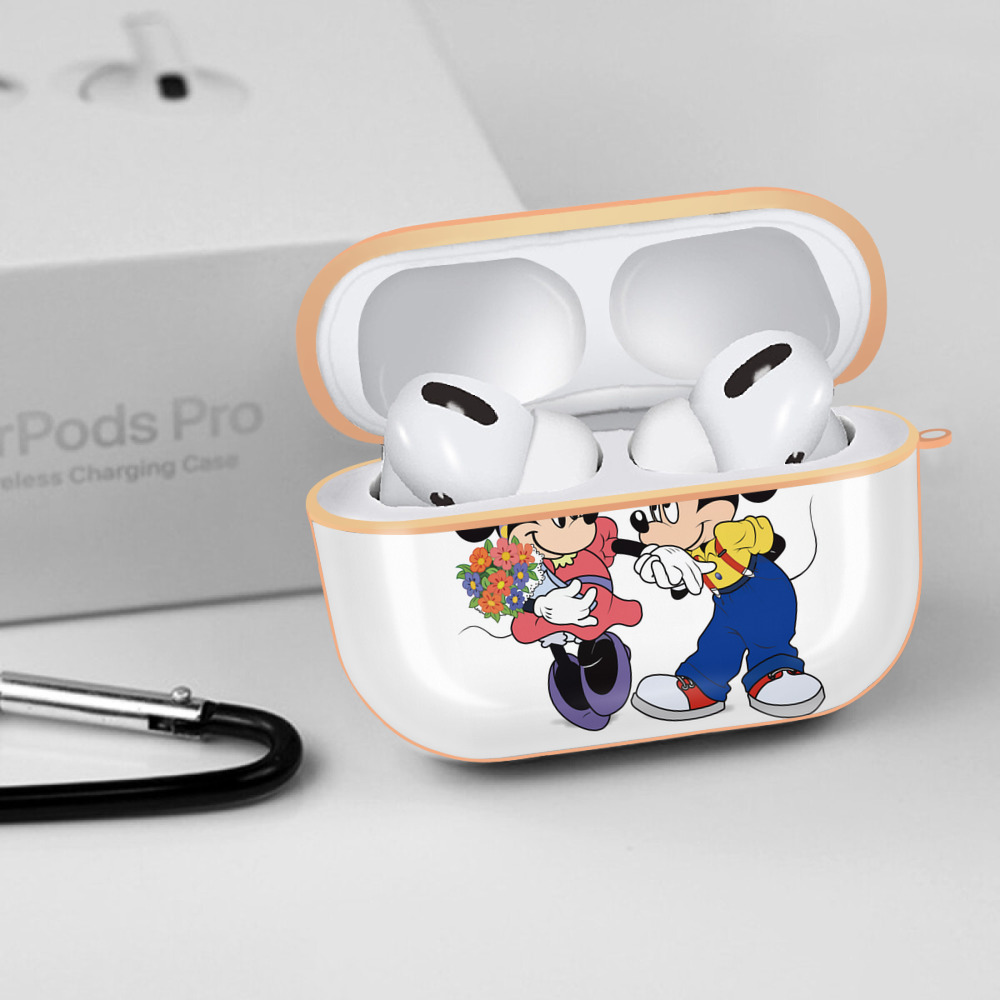 ミッキーマウス Mickey Mouse 【AirPods Pro用】ハードシェル保護ケース｜耐衝撃・防指紋・カラビナ付き商品仕様